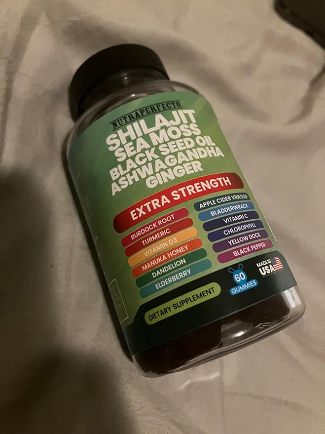 Shilajit Gummies with Irish Sea Moss Black Seed Oil Ashwagandha Ginger Elderberry Vitamin D3 Chlorophyll Turmeric Bladderwrack Advanced Strength Formula Resin Shilajit for Men & Women