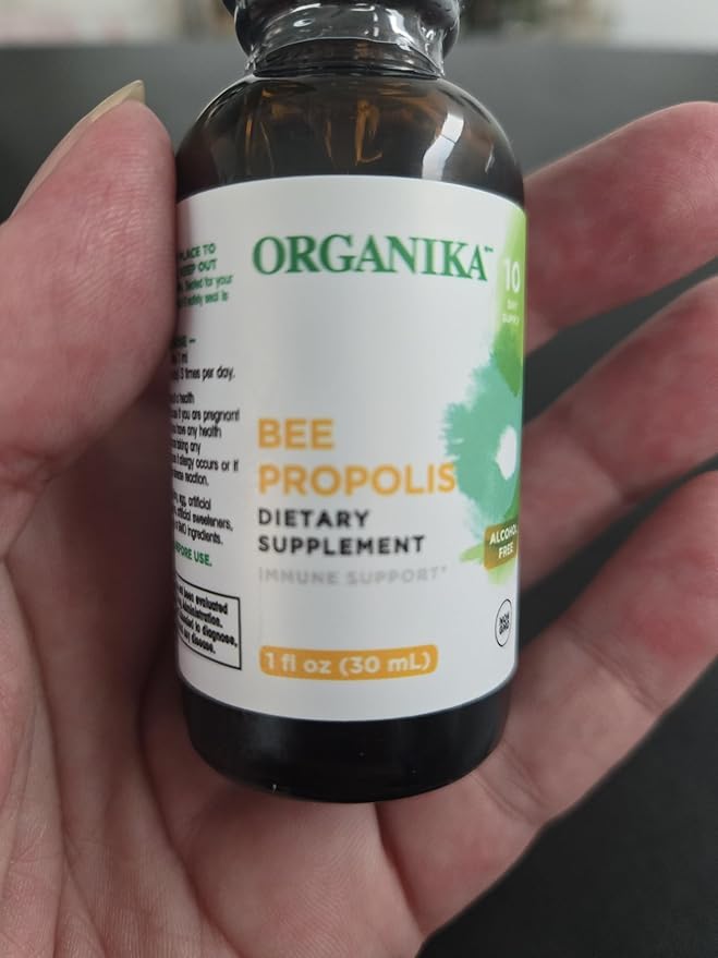 Organika Bee Propolis Tincture 30 ml: Vegan Propolis Extract - Throat and Breathing - Free of Gluten, GMO, & Artificial Flavors - 10 Day Prop Drops Supply